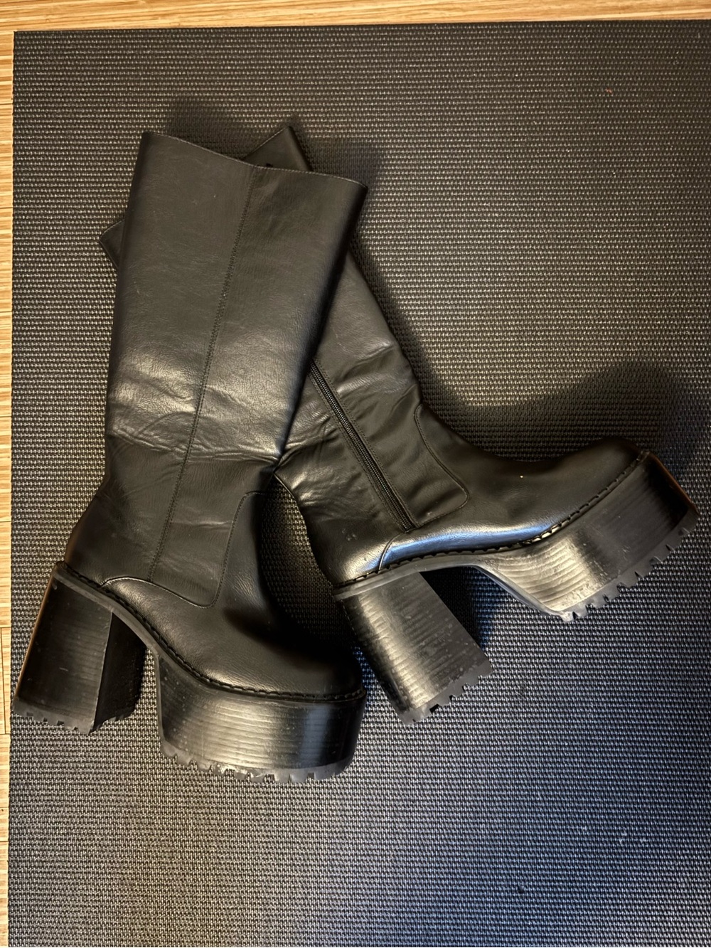Delia’s x Dolls Kill Platform boots